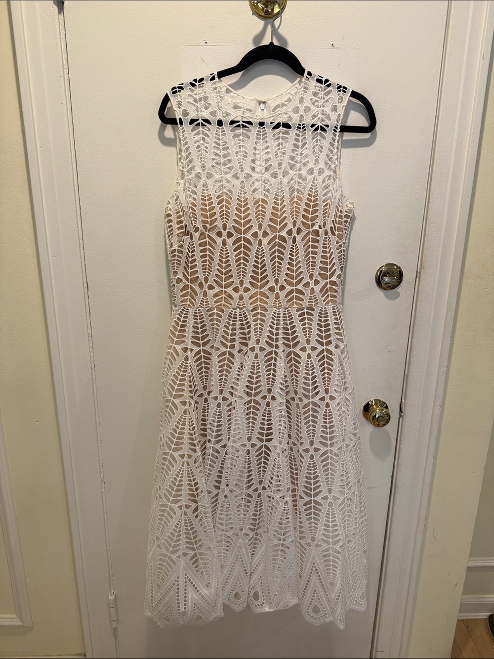 Oscar de la Renta White Lace Midi Dress with Nude Lining